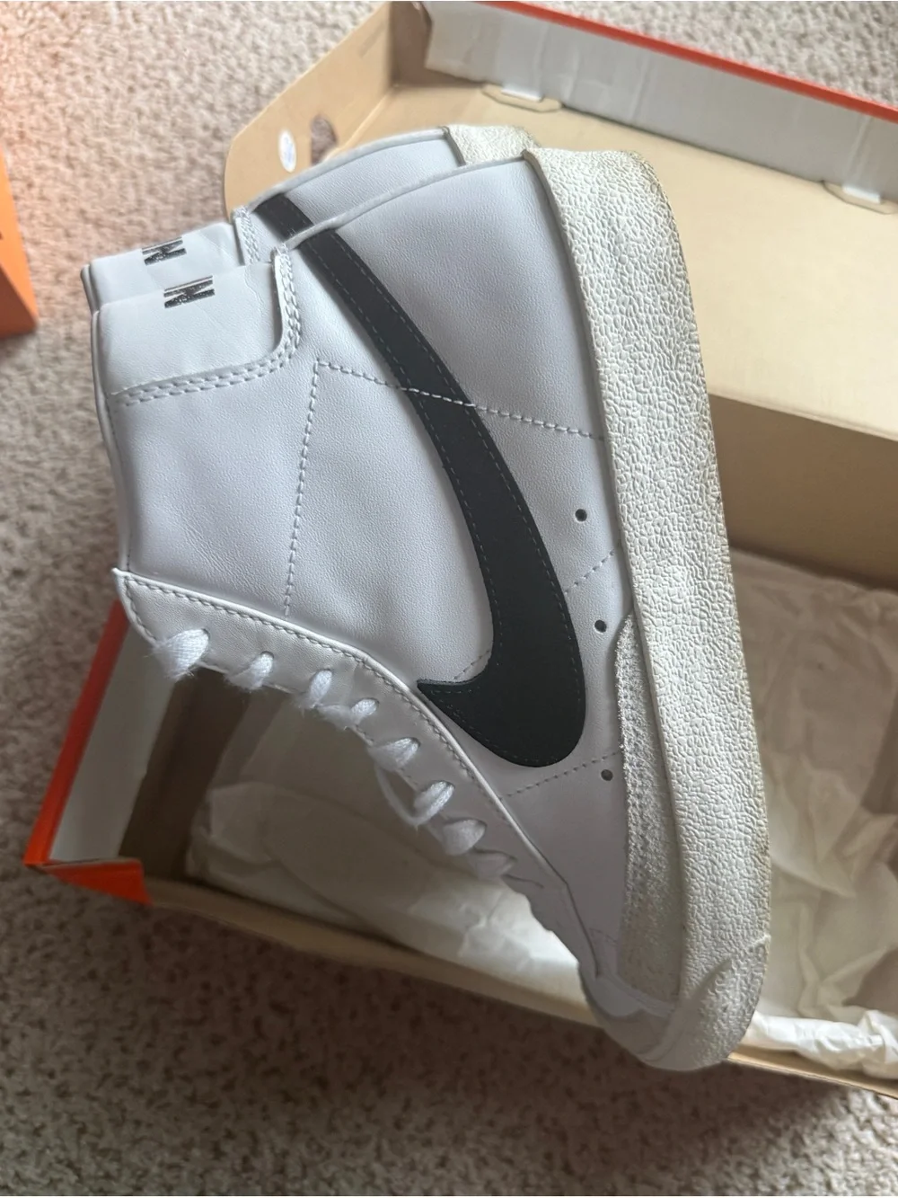 Nike Blazer Mid 77 White and Black Sneakers - Picture 7 of 10